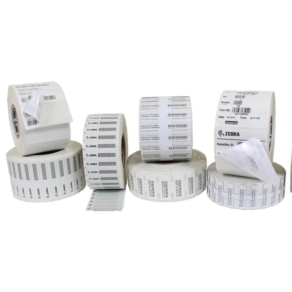 Verschillende rollen RFID-labels naast elkaar, in uiteenlopende formaten.